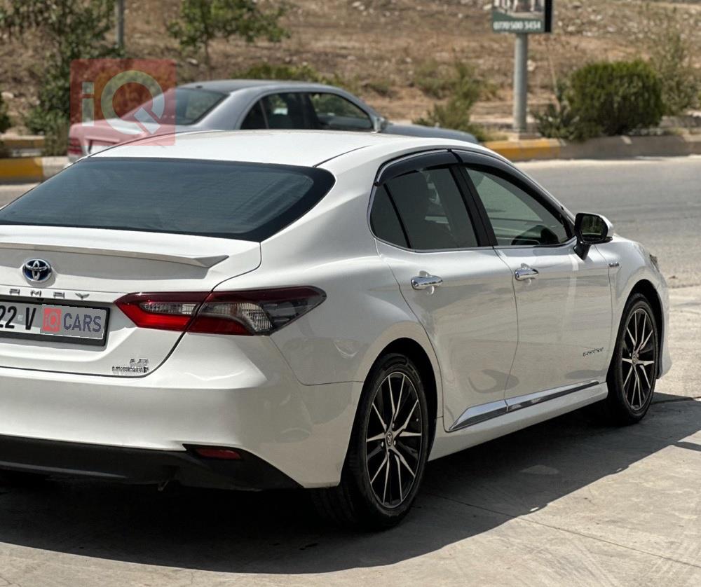 تۆیۆتا کامری